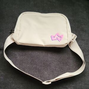 Prmal Queen Crossbody Bag NWOT
